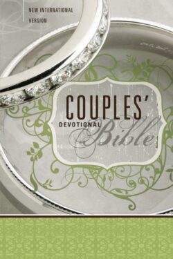 9780310438151 Couples Devotional Bible