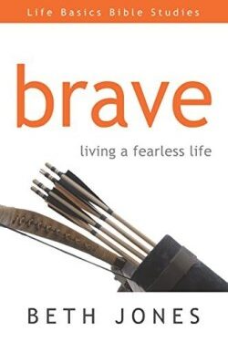 9781606833889 Brave : Living A Fearless Life