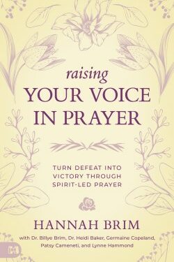 9781667511597 Raising Your Voice In Prayer